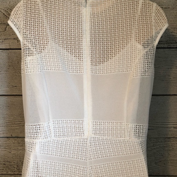 ASOS Jumpsuit White Partially Lined Capped Sleeve Cropped Back Zip Size 6 - Picture 6 of 7
